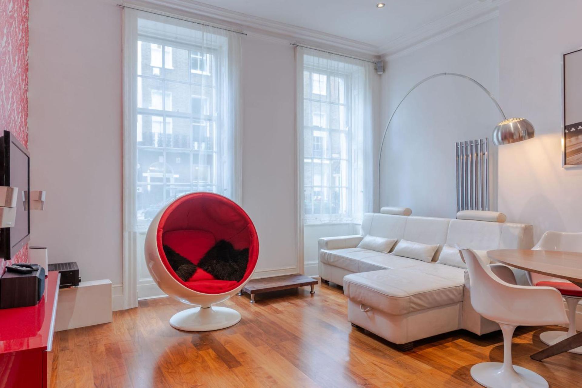 The "Red Room Apartment" - Fitzrovia - By Frankie Says 런던 외부 사진